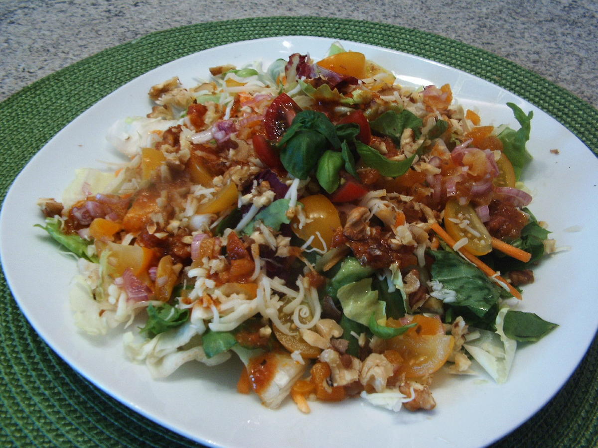 Bunter Salat mit Tomatenpesto - Rezept - Bild Nr. 202