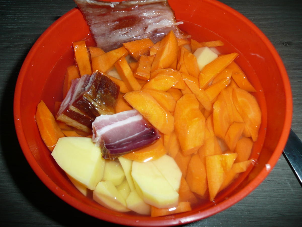 Karotten - Kartoffelstampf an Buschbohnen + Spiegelei. - Rezept - Bild Nr. 260