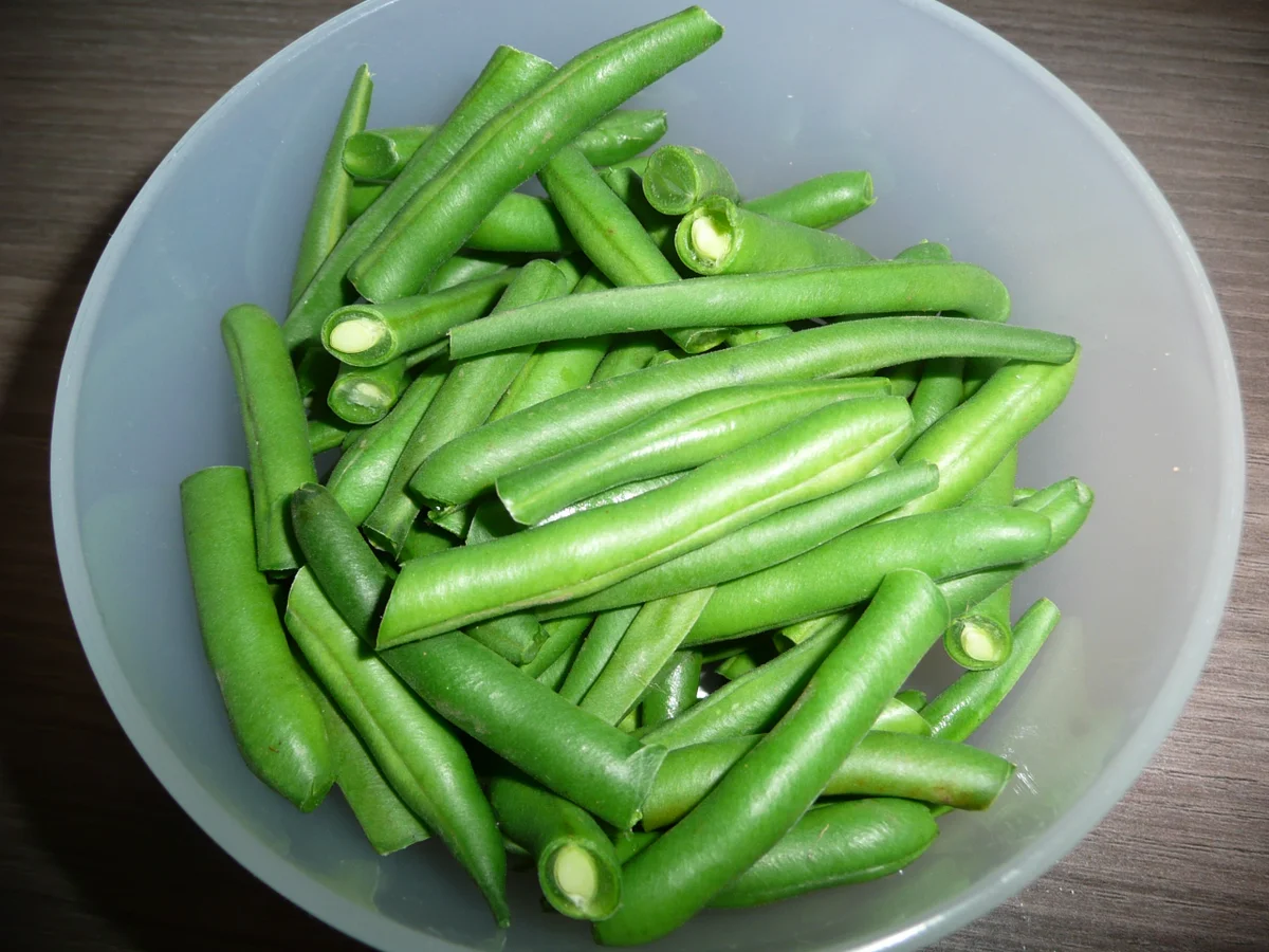 Karotten - Kartoffelstampf an Buschbohnen + Spiegelei. - Rezept - Bild Nr. 261