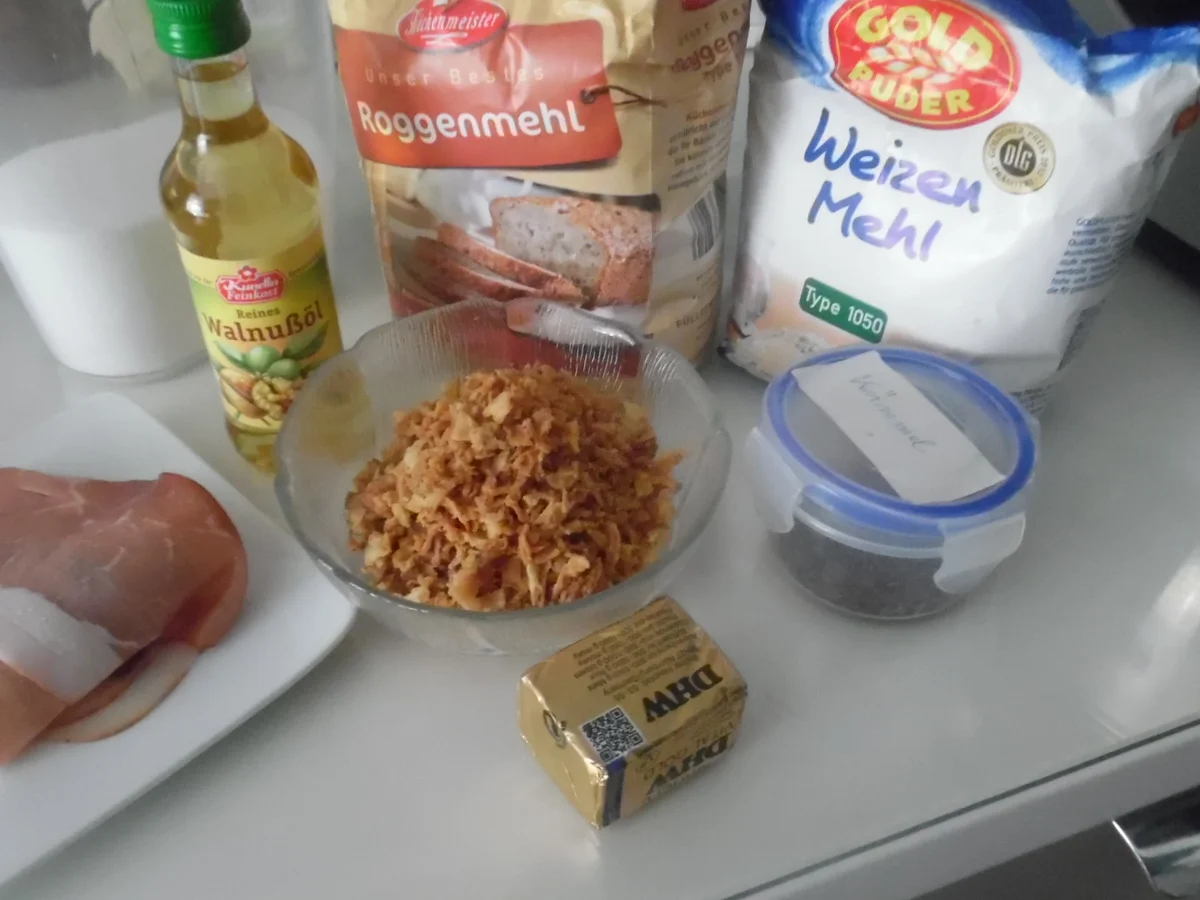 Rezept: "Woiknorze" (Weinknorzen) Bild Nr. 211 "Woiknorze" (Weinknorzen) - Rezept - Bild Nr. 211