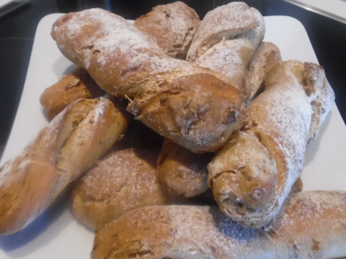 Rezept: "Woiknorze" (Weinknorzen) Bild Nr. 202 "Woiknorze" (Weinknorzen) - Rezept - Bild Nr. 202