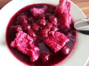 Mazu12,-Kirschsuppe mit Klütern, (Klüten) - Rezept