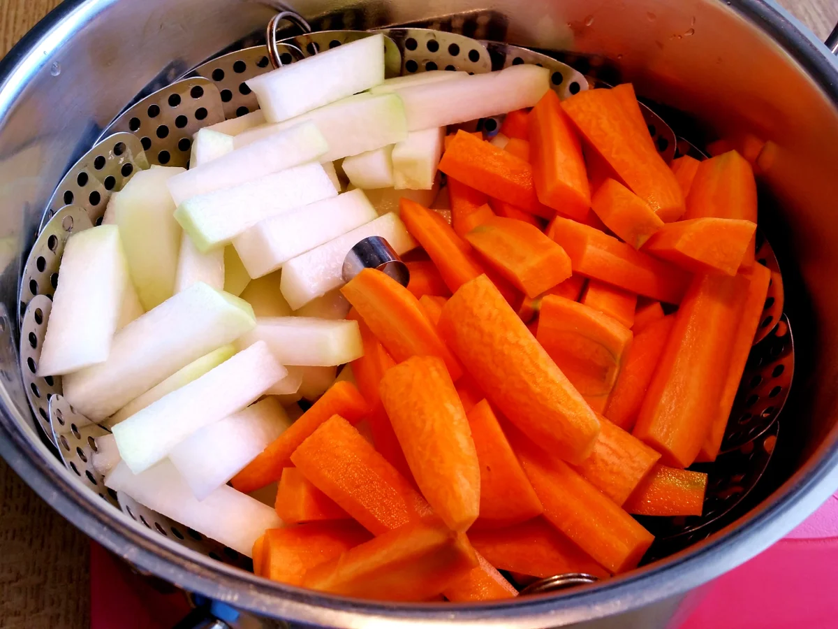 Möhren und Kohlrabi - im Wasserdampf gegart ... - Rezept - Bild Nr. 224