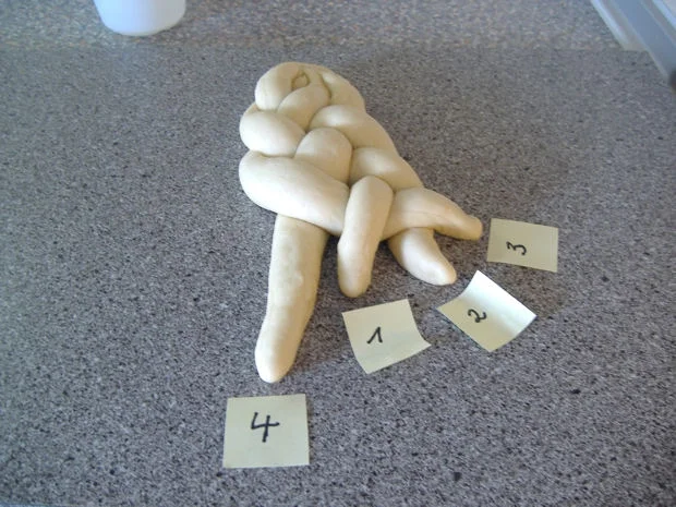 Olga`s 4-Strang-Zopf und-Knoten - Rezept - Bild Nr. 232