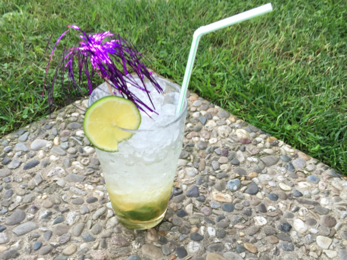 Caipirinha mit Cachaca und Rohrzucker Rezept mit Bild kochbar.de Caipirinha mit Cachaca und Rohrzucker Rezept mit Bild kochbar.de
