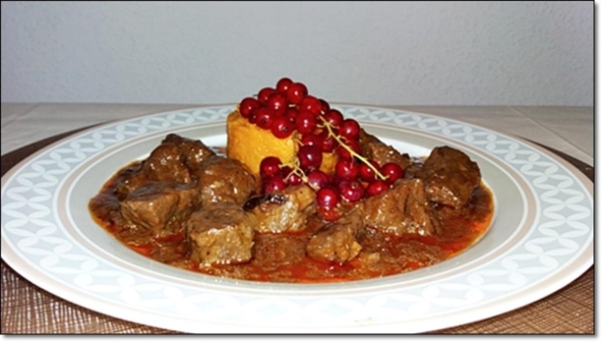 Hirsch-Edelgulasch  und Süßkartoffel-Türmchen - Rezept - Bild Nr. 228