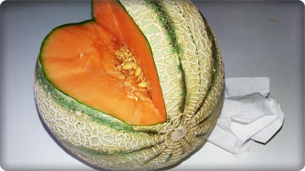 Cantaloupe Melone-Körbchen mit Obst gefüllt - Rezept - Bild Nr. 238