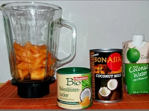 Rezept: Cantaloupe Melone-Kokos Smoothie Bild Nr. 229 Cantaloupe Melone-Kokos Smoothie - Rezept - Bild Nr. 229