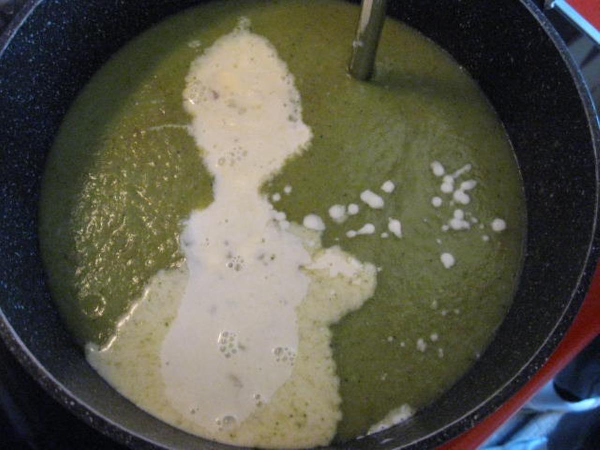 Brokkoli Creme Suppe - Rezept - Bild Nr. 237