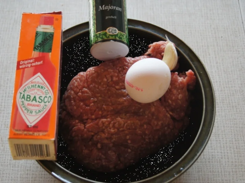 Cevapcici mit Paprikasalat - Rezept - Bild Nr. 261