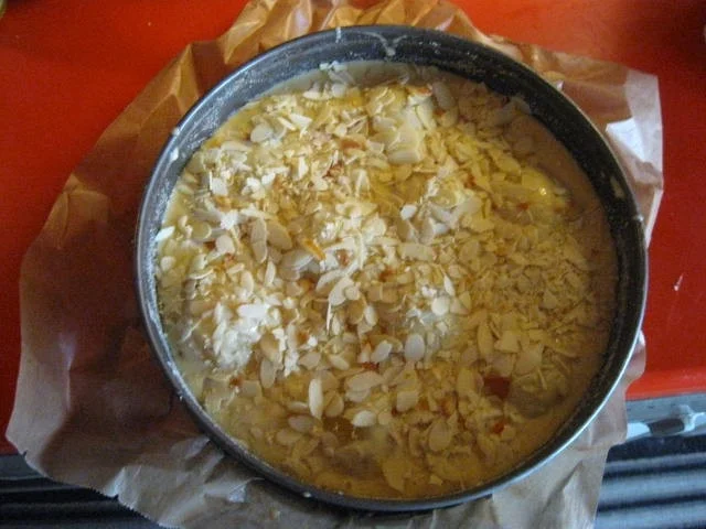 Rezept: Pfirsich Kuchen mit Marzipanguss Bild Nr. 272 Pfirsich Kuchen mit Marzipanguss - Rezept - Bild Nr. 272