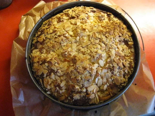 Rezept: Pfirsich Kuchen mit Marzipanguss Bild Nr. 273 Pfirsich Kuchen mit Marzipanguss - Rezept - Bild Nr. 273