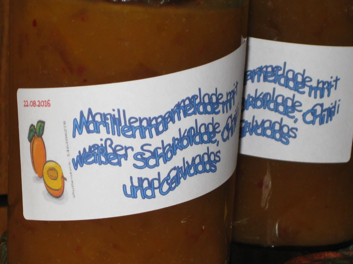 Marillenmarmelade mit weißer Schokolade, Chili und Calvados - Rezept - Bild Nr. 264