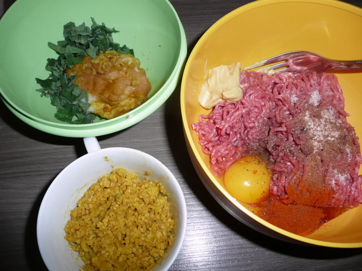 So kocht meine Nachbarschaft, Bulgurbällchen an Kartoffelstampf + Gemüse. - Rezept - Bild Nr. 262