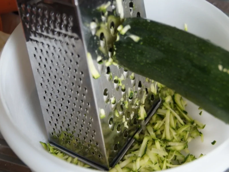 Rezept: Zucchinibuletten Bild Nr. 264 Zucchinibuletten - Rezept - Bild Nr. 264