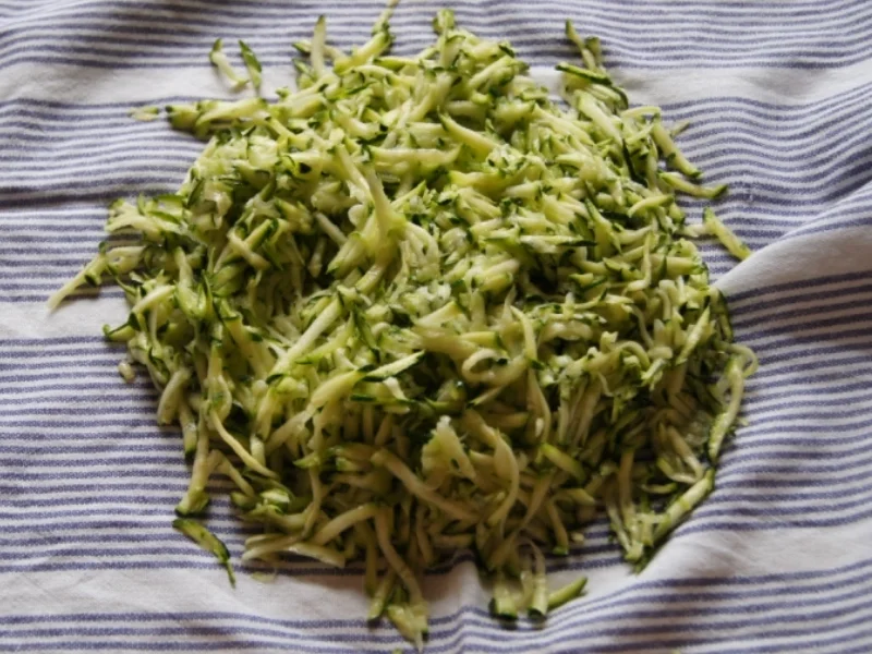 Rezept: Zucchinibuletten Bild Nr. 265 Zucchinibuletten - Rezept - Bild Nr. 265