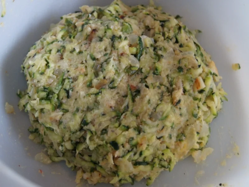 Rezept: Zucchinibuletten Bild Nr. 271 Zucchinibuletten - Rezept - Bild Nr. 271