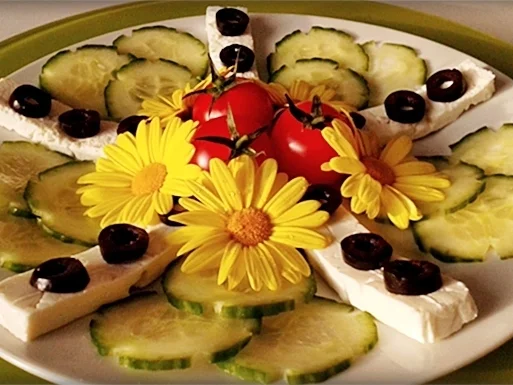 Sommersalat mit Essbaren Blüten & Dressing - Rezept - Bild Nr. 265