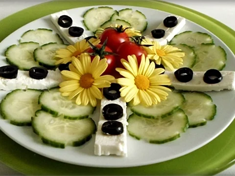 Sommersalat mit Essbaren Blüten & Dressing - Rezept - Bild Nr. 274