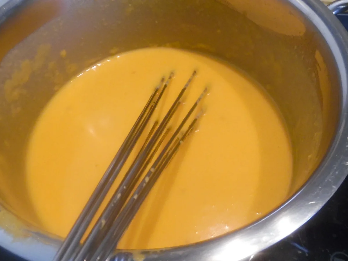 Riesling-Hummersuppe mit Tempura-Garnelen und Parmesan-Toast - Rezept - Bild Nr. 269