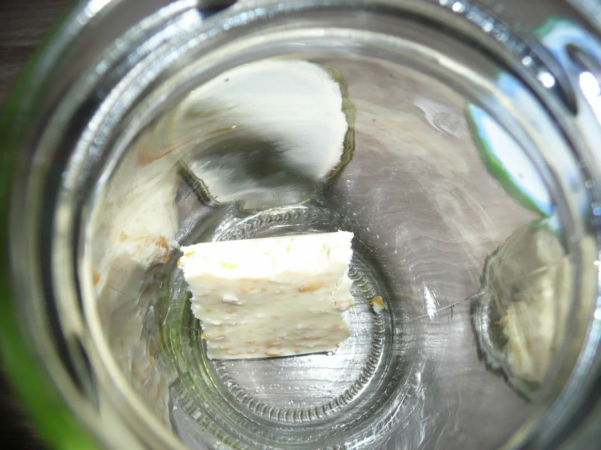 Brombeer - Konfitüre mit weißer Kuvertüre. - Rezept - Bild Nr. 564