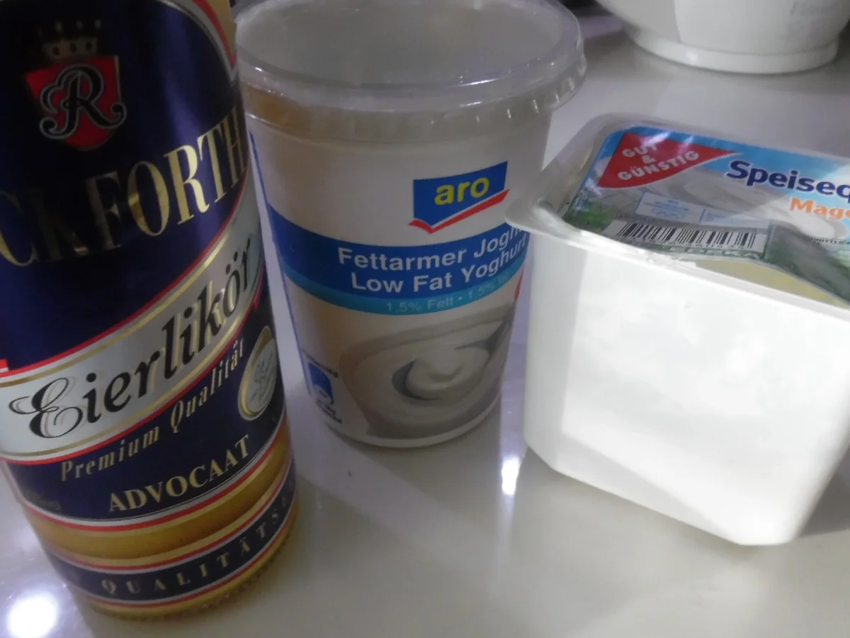 Zwetschgen-Schmarrn mit Eierlikör-Quark - Rezept - Bild Nr. 276