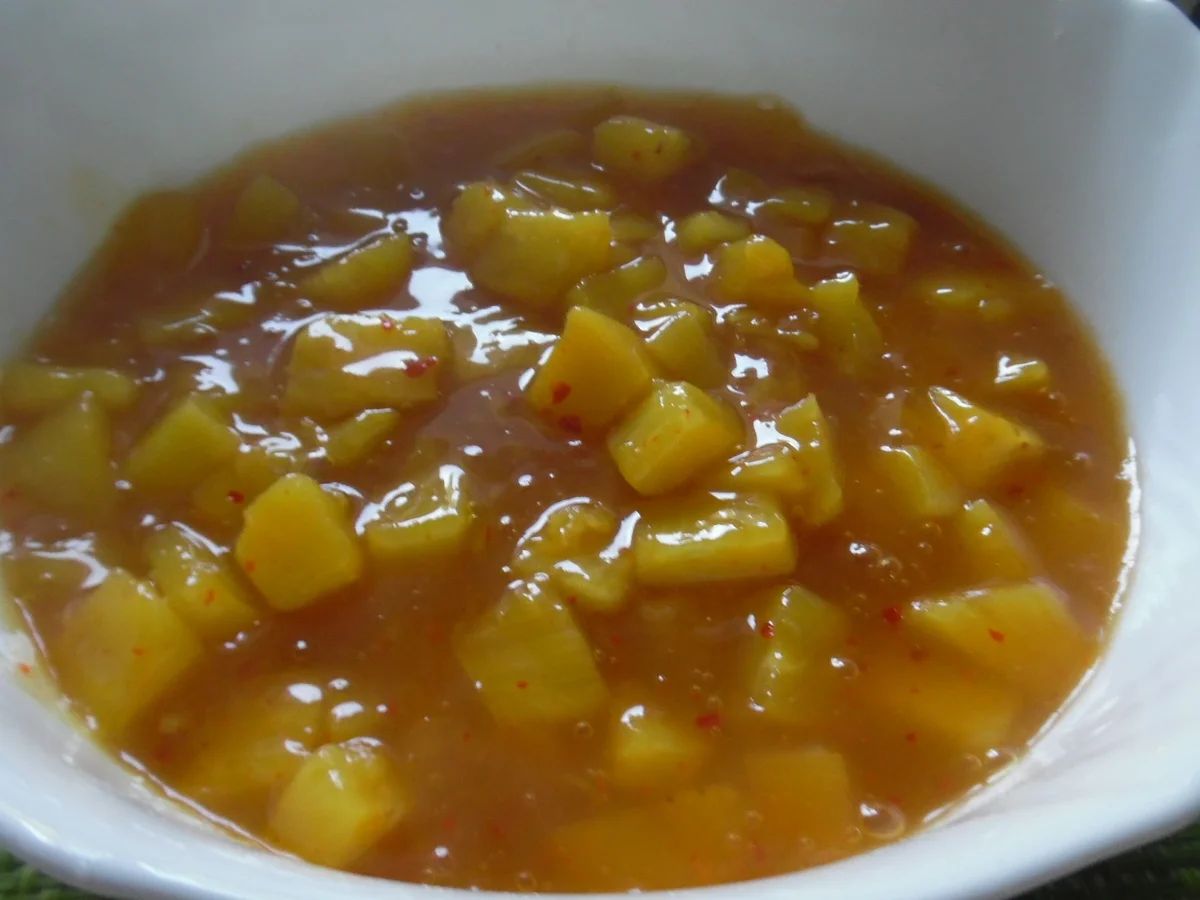 Pina Colada-Pudding mit Ananas-Chili-Ragout - Rezept - Bild Nr. 291