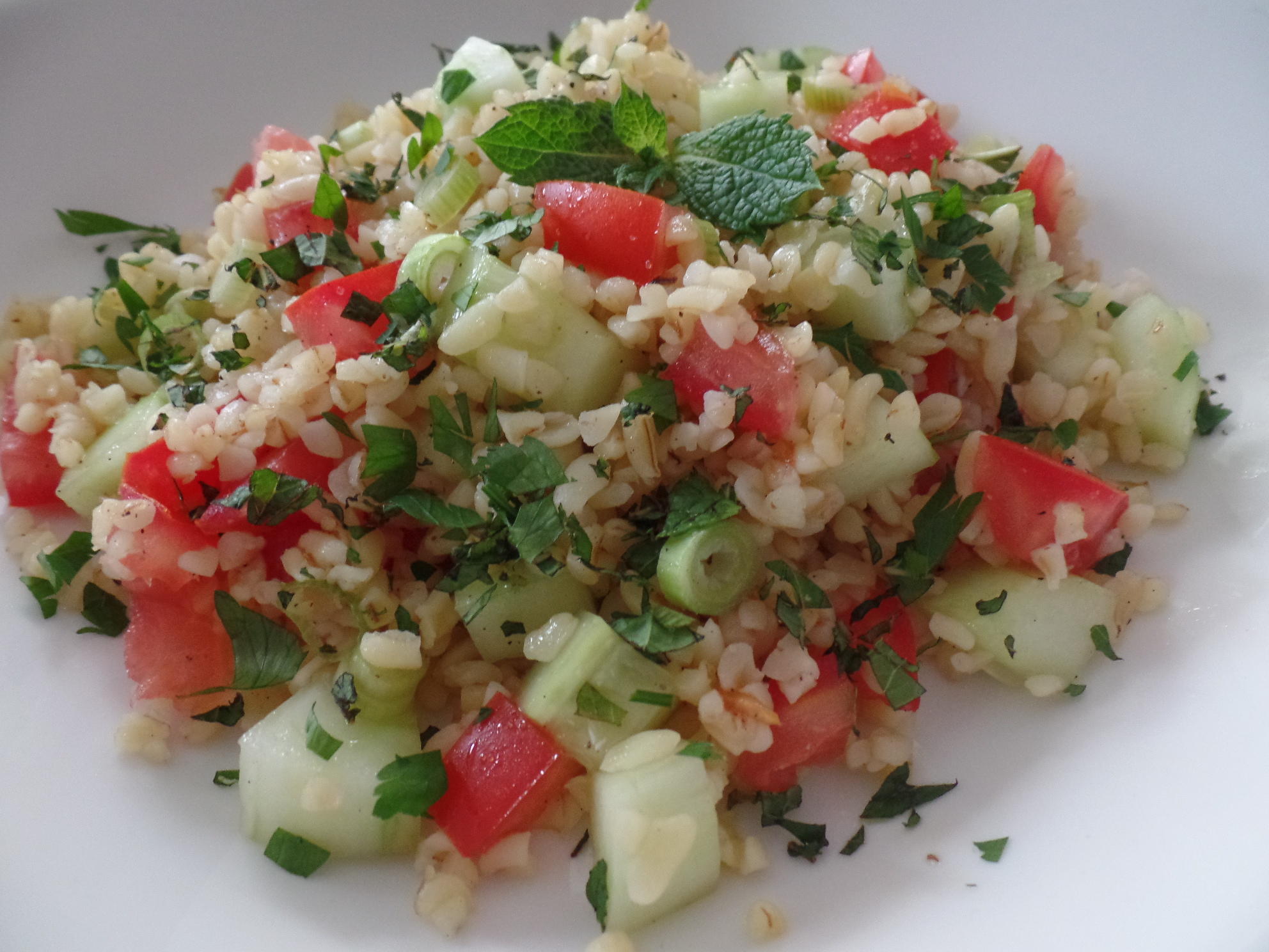 Bilder für TABBOULEH Ein Salat aus der arabischen Küche ,bei uns wird er als Bulgursalat bezeichnet ... - Rezept