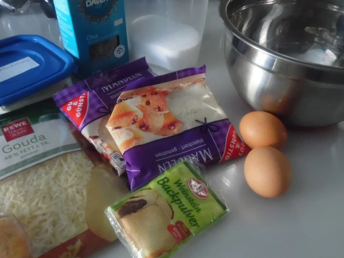 Schnelle "Laugen"-Brötchen - Rezept - Bild Nr. 7