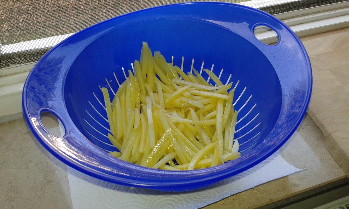 Pommes Frites - selbst gemacht - Rezept - Bild Nr. 3