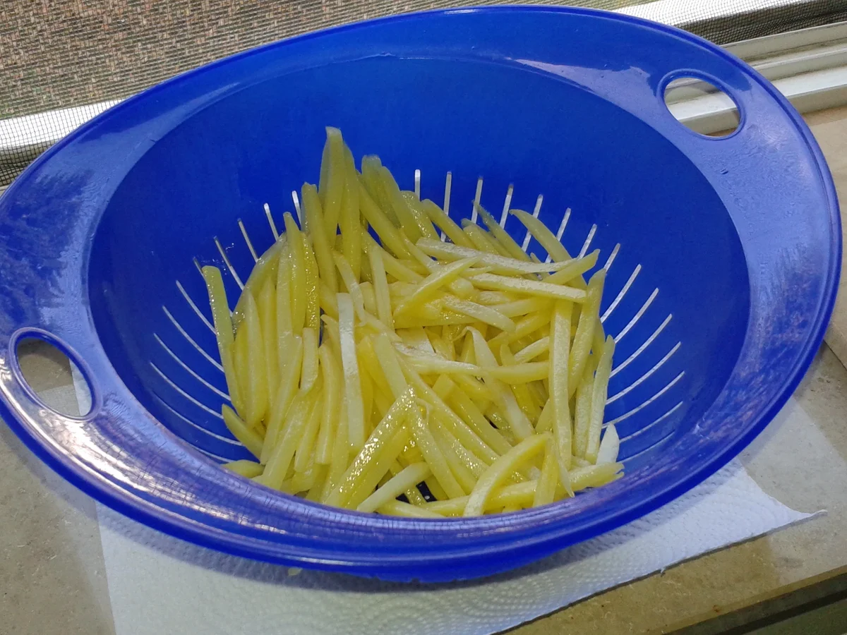 Rezept: Pommes Frites - selbst gemacht Bild Nr. 3 Pommes Frites - selbst gemacht - Rezept - Bild Nr. 3