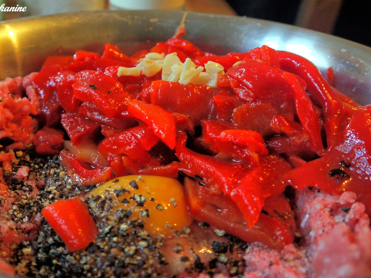 Hackbraten mit gerösteter Paprika - Rezept - Bild Nr. 4