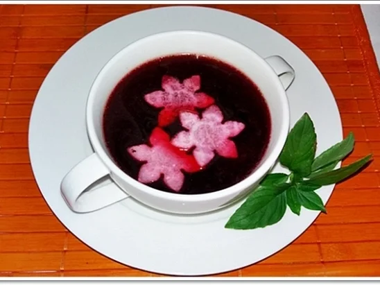 Pikante Rote-Bete-Suppe auf Rindfleischbrühe - Rezept - Bild Nr. 302