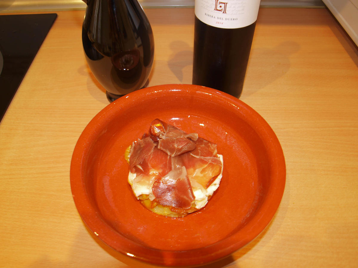 Ei mit Serrano-Schinken und Kartoffeln (Huevos Rotos) - Rezept - Bild Nr. 298