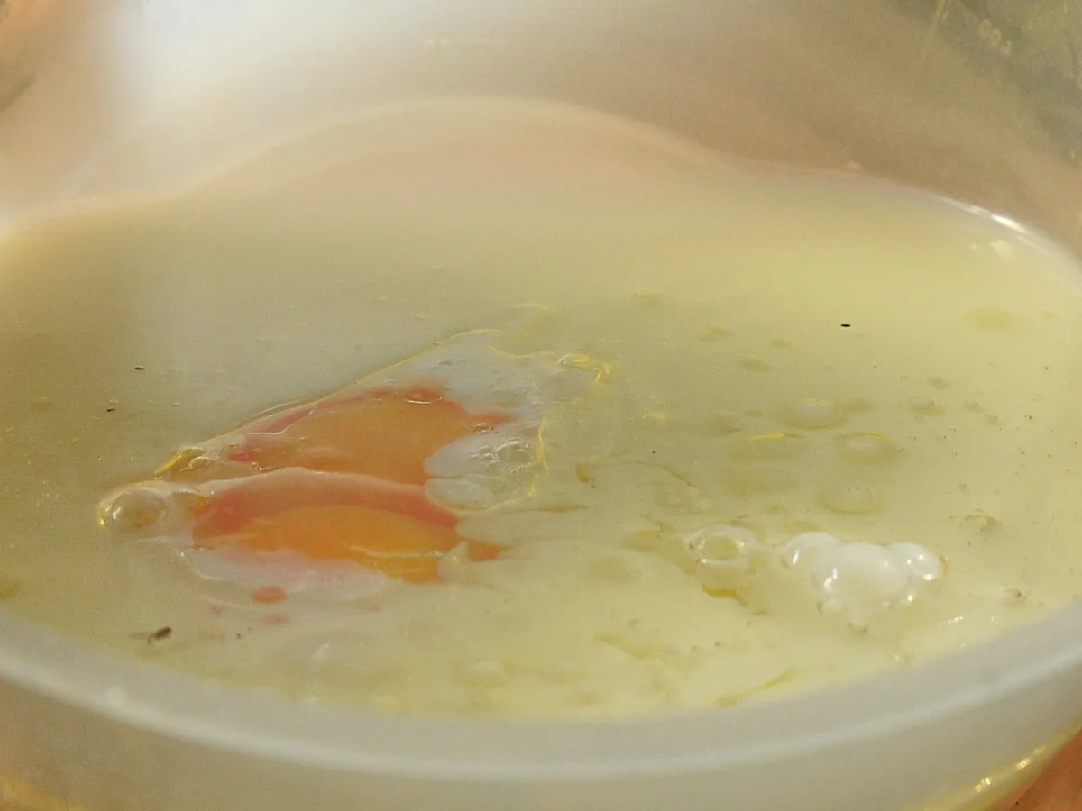 Rezept: Buttermilch-Guglhüpfer Bild Nr. 5 Buttermilch-Guglhüpfer - Rezept - Bild Nr. 5