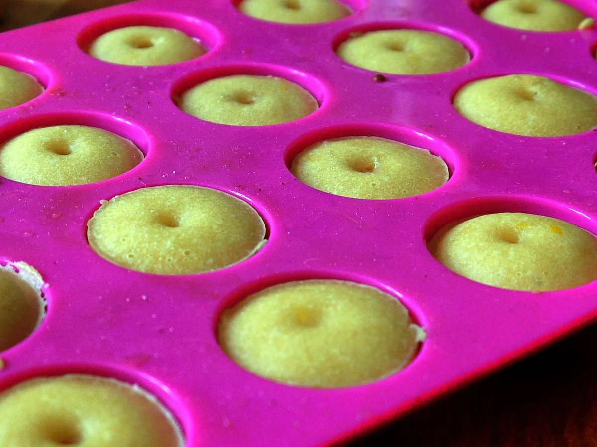 Rezept: Buttermilch-Guglhüpfer Bild Nr. 8 Buttermilch-Guglhüpfer - Rezept - Bild Nr. 8