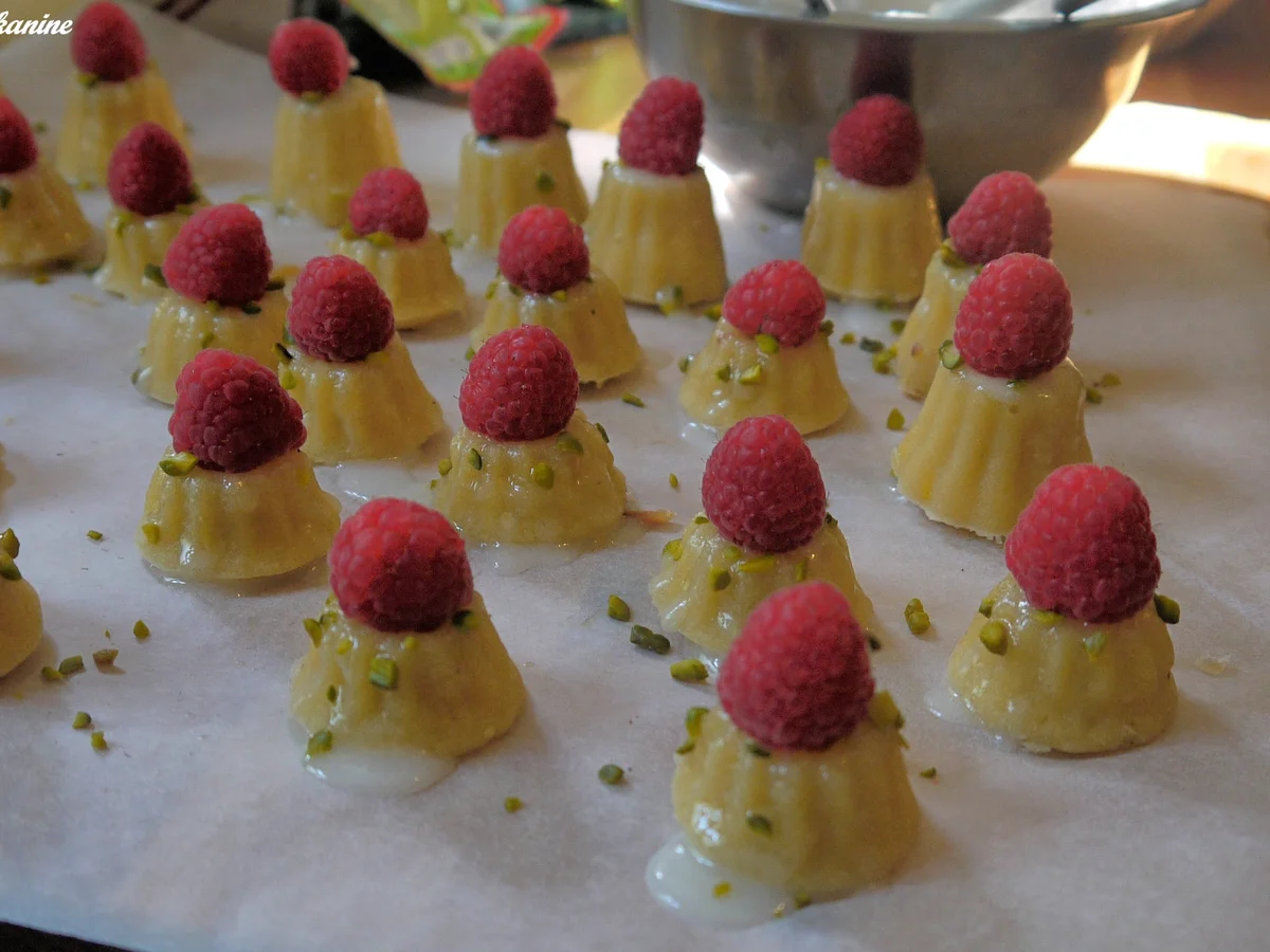 Rezept: Buttermilch-Guglhüpfer Bild Nr. 13 Buttermilch-Guglhüpfer - Rezept - Bild Nr. 13