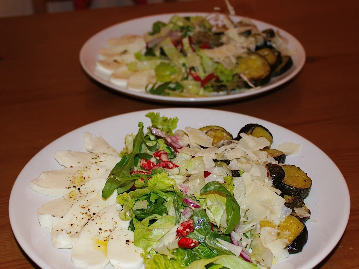 Gebackener Zucchini mit zweierlei Käse - Rezept - Bild Nr. 317