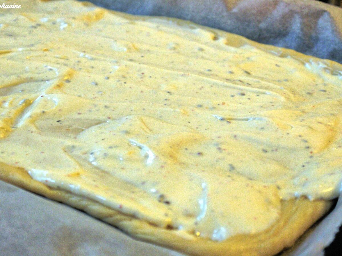 Flammkuchen mit Feigen und Ziegenfrischkäse - einfach - 201 kcal/100g