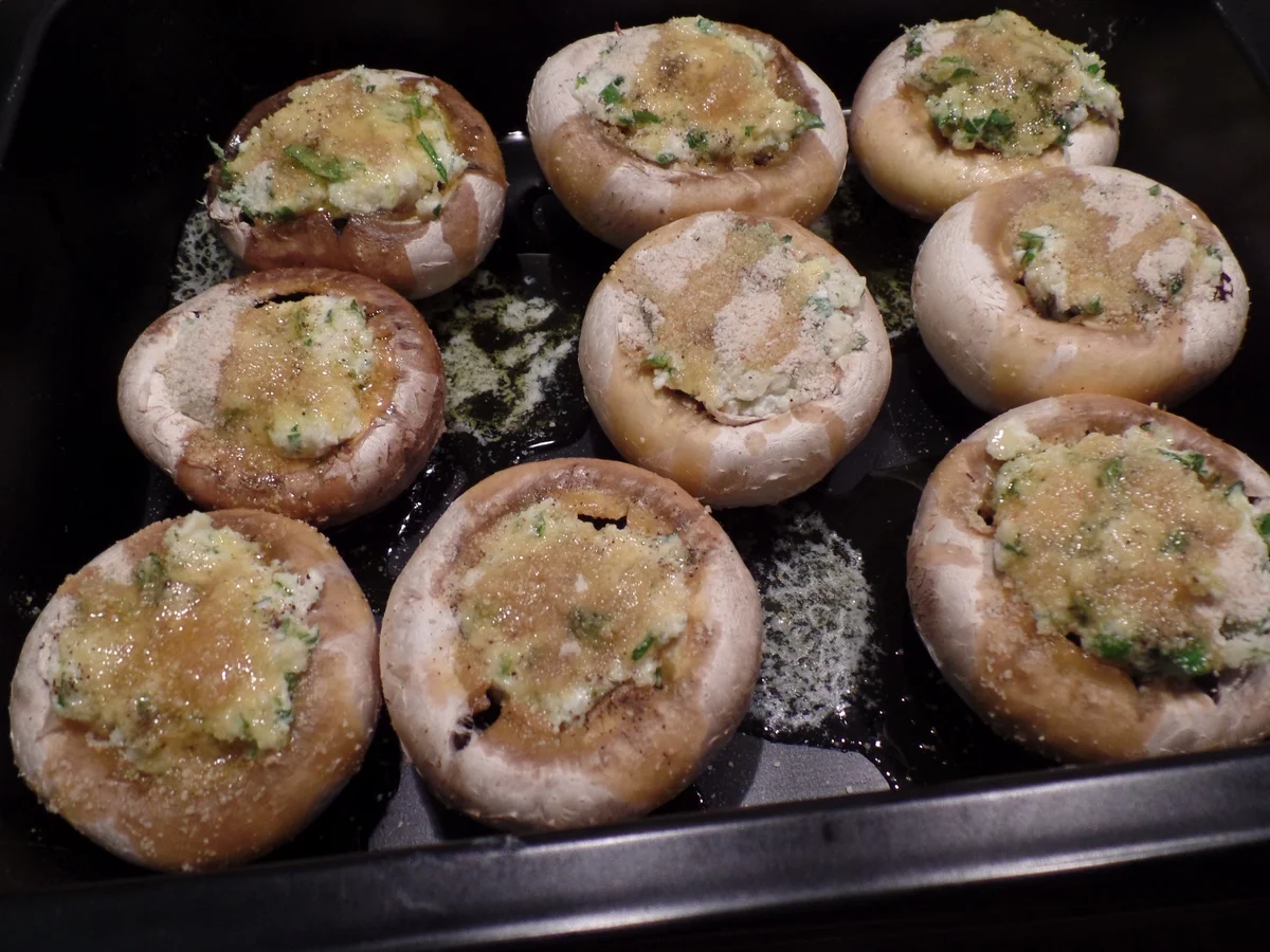 Champignons mit Frischkäsefüllung - Rezept - Bild Nr. 361