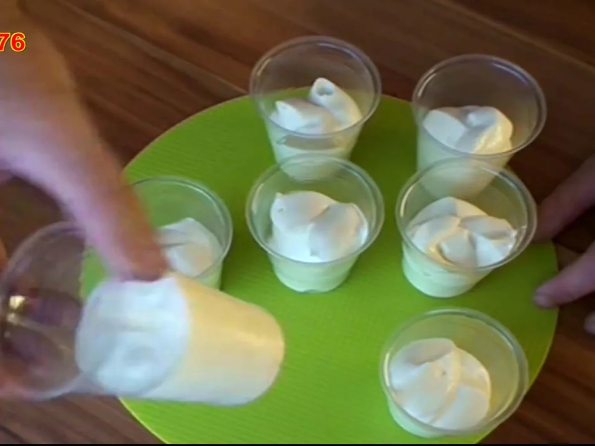 Rezept: Mazu12, Mascarpone Dessert oder Eis Bild Nr. 362 Mazu12, Mascarpone Dessert oder Eis - Rezept - Bild Nr. 362