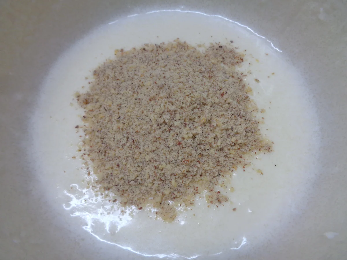 Weißer Schokoladenpudding, Safranbirnen, Kakaostreusel und Schokolade ... - Rezept - Bild Nr. 363