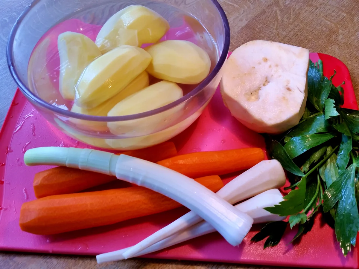 Gemüsige Kartoffelsuppe - Rezept - Bild Nr. 358