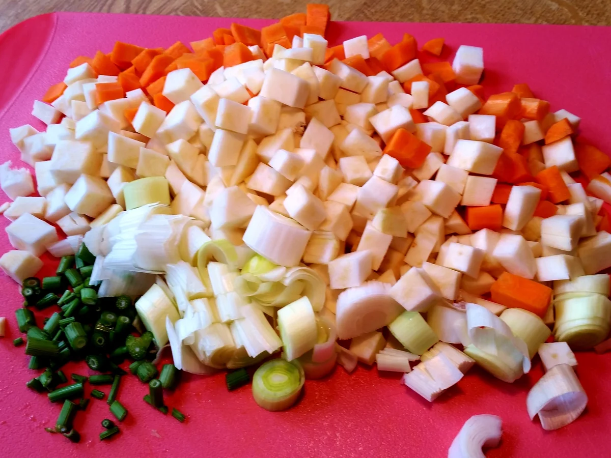 Gemüsige Kartoffelsuppe - Rezept - Bild Nr. 359