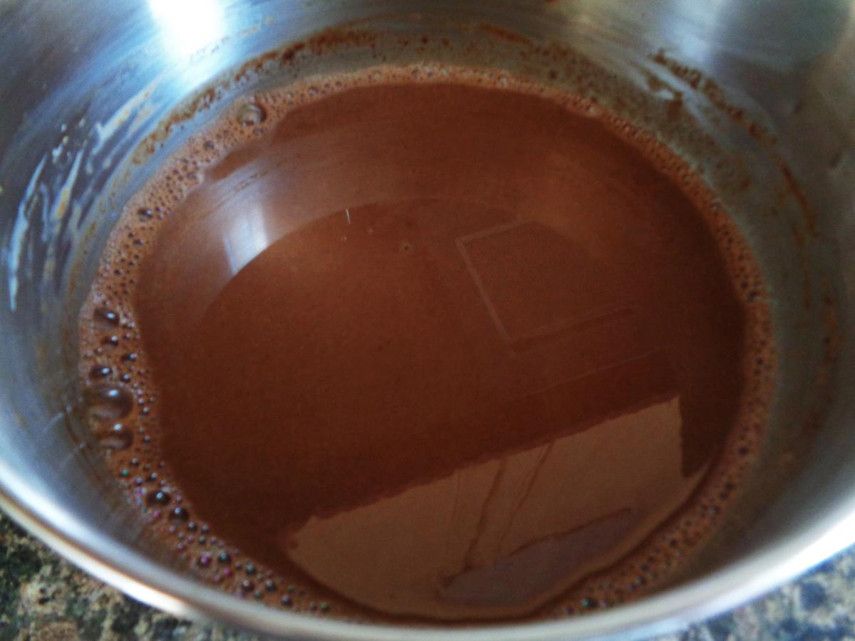 Schokoladen - Panna Cotta auf Kaffee - Schoko - Sahne - Soßenspiegel ... - Rezept - Bild Nr. 359