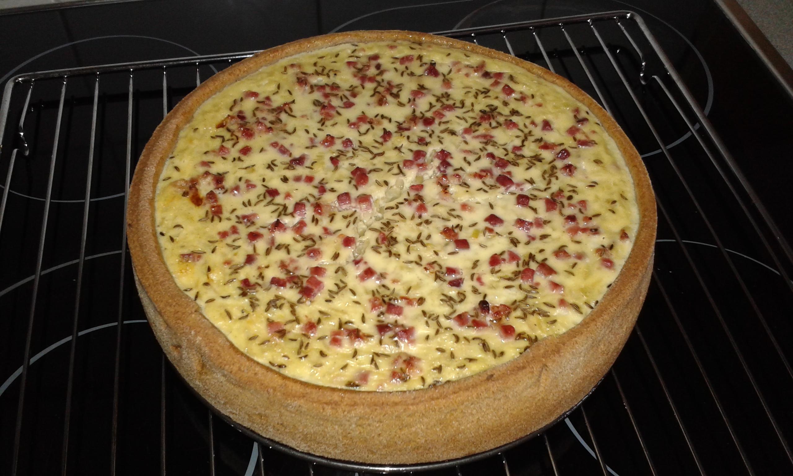 Zwiebelkuchen mit Für die Füllung und Zwiebeln Rezept Gesendet von
Dibow2