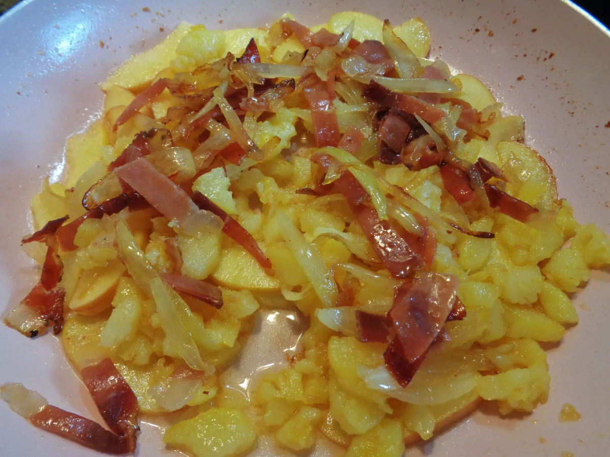 Südtiroler Apfel - Gröstl ... - Rezept - Bild Nr. 369