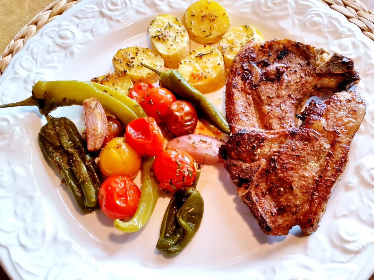 Rezept: Buntes Grillgemüse und Rosmarin-Kartoffeln ... Bild Nr. 371 Buntes Grillgemüse und Rosmarin-Kartoffeln ... - Rezept - Bild Nr. 371