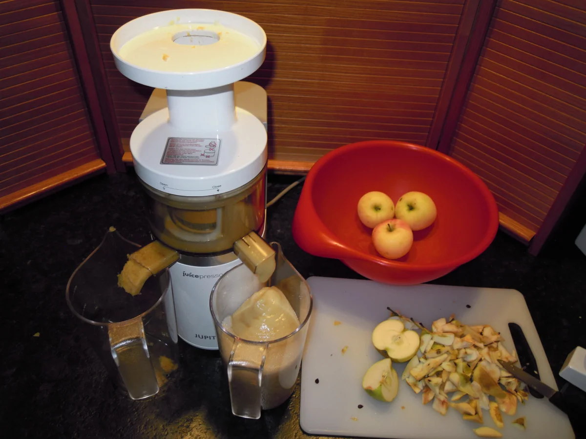 Rezept: Marmelade: Apfel / Ingwer mit Calvados Bild Nr. 783 Marmelade: Apfel / Ingwer mit Calvados - Rezept - Bild Nr. 783