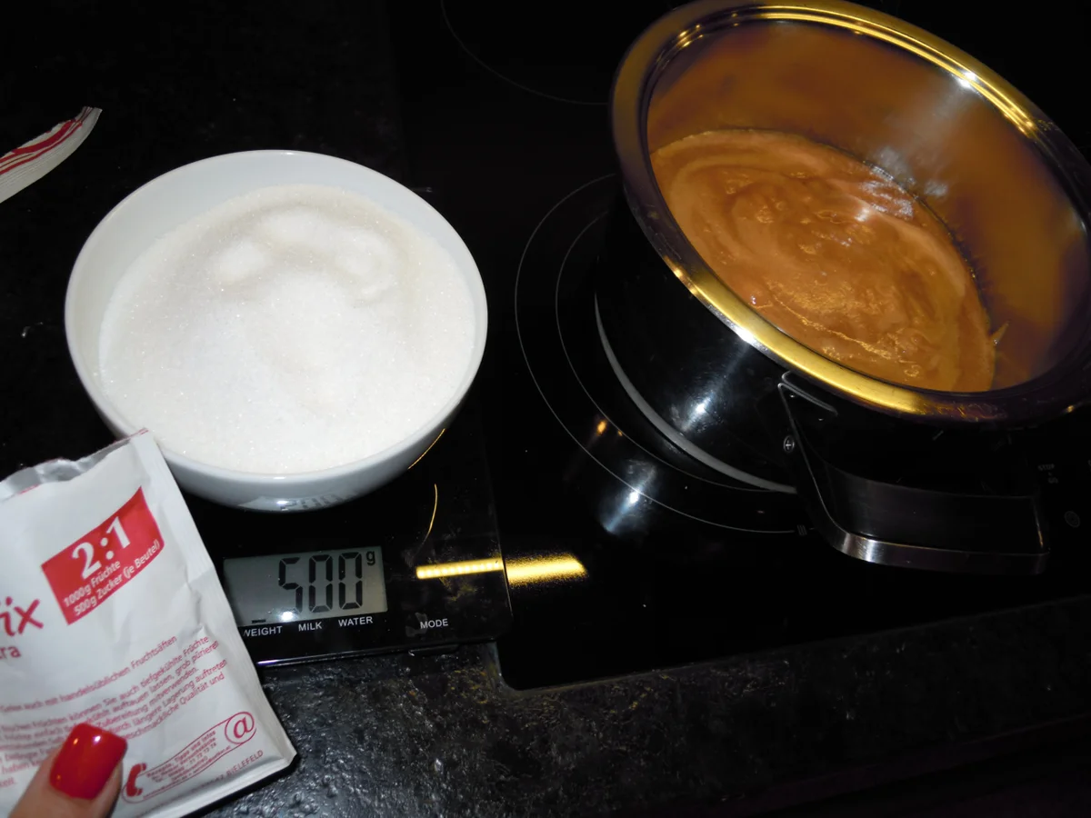 Rezept: Marmelade: Apfel / Ingwer mit Calvados Bild Nr. 785 Marmelade: Apfel / Ingwer mit Calvados - Rezept - Bild Nr. 785